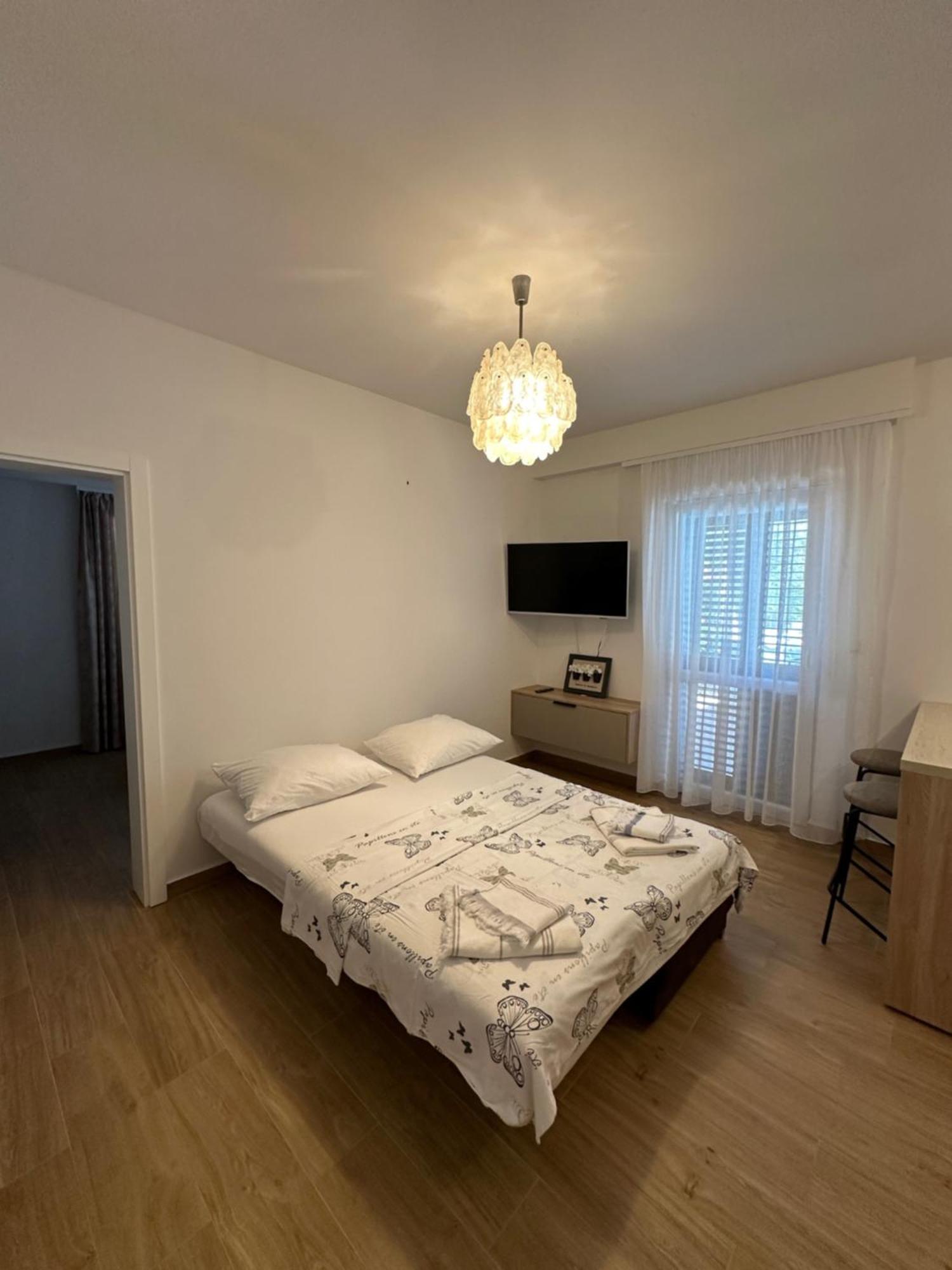 Apartmani Svemir Drage Exterior photo