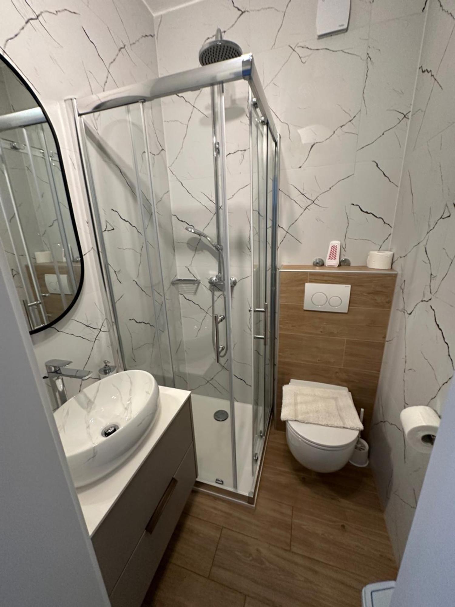 Apartmani Svemir Drage Exterior photo
